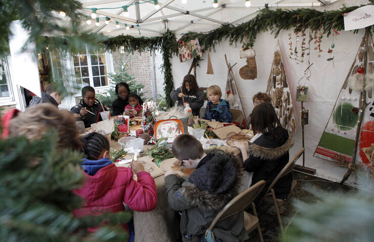 Salon de Noël au 100 grande rue