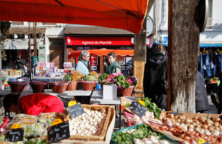 Paniers garnis au marché 