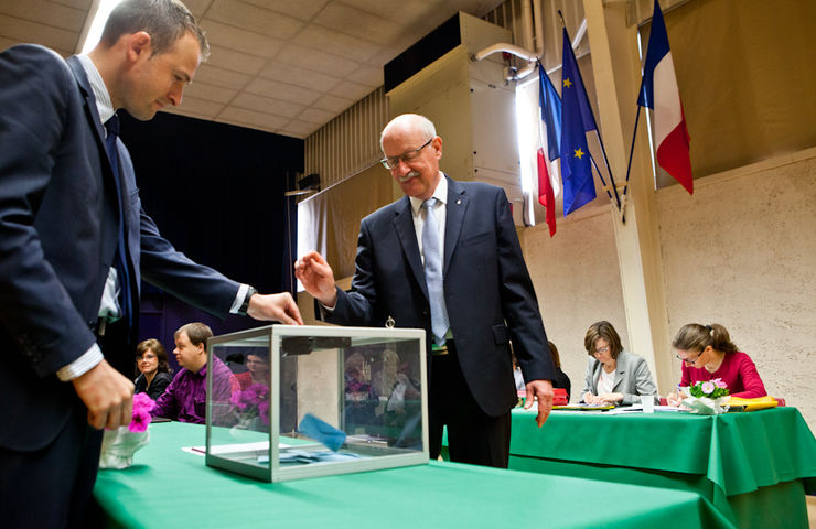 Election du maire et de ses adjoints