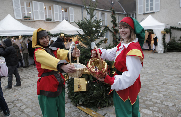 Salon de Noël au 100 grande rue