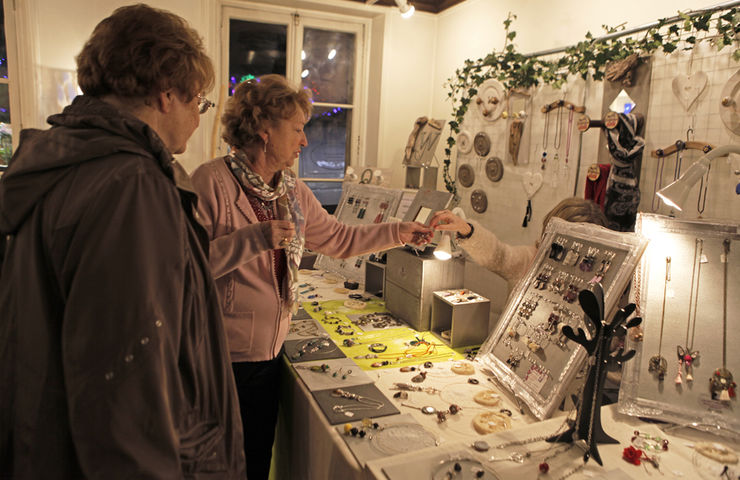 Salon de Noël au 100 grande rue